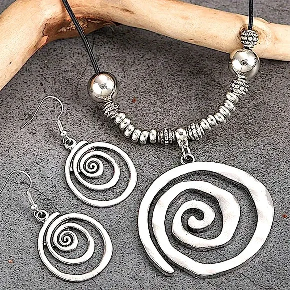Boho Geometric Spiral Necklace Earrings Set - Picture 5 of 5